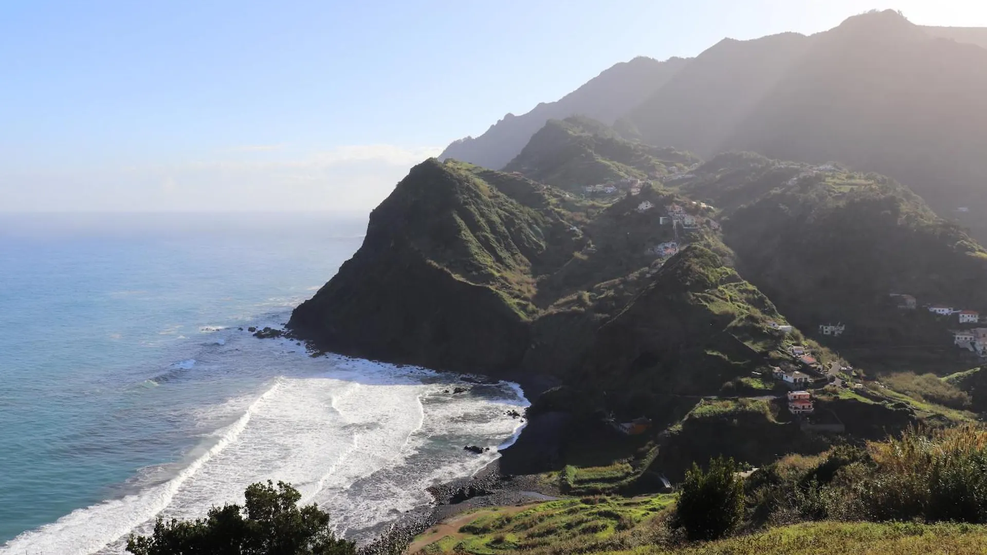 Dinos Sea View Apartment Machico